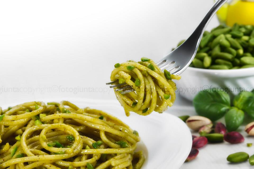 Pasta al pesto di Pistacchio ricetta del primo piatto siciliano