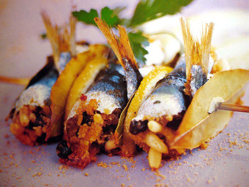10 piatti di pesce che bisogna mangiare in Sicilia - Siciliafan