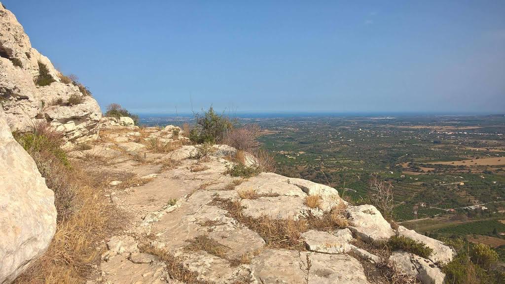 Escursione a Castelluccio dei Monti Climiti con Sabbia lavica Siciliafan