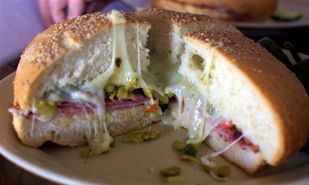 Da Muffuletta a Muffaletta: il panino più amato a New Orleans è un classico siciliano
