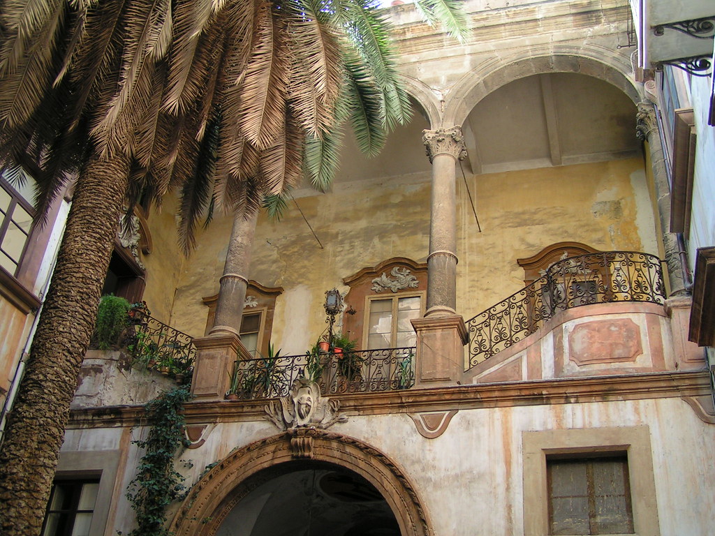 Palazzo ValguarneraGangi