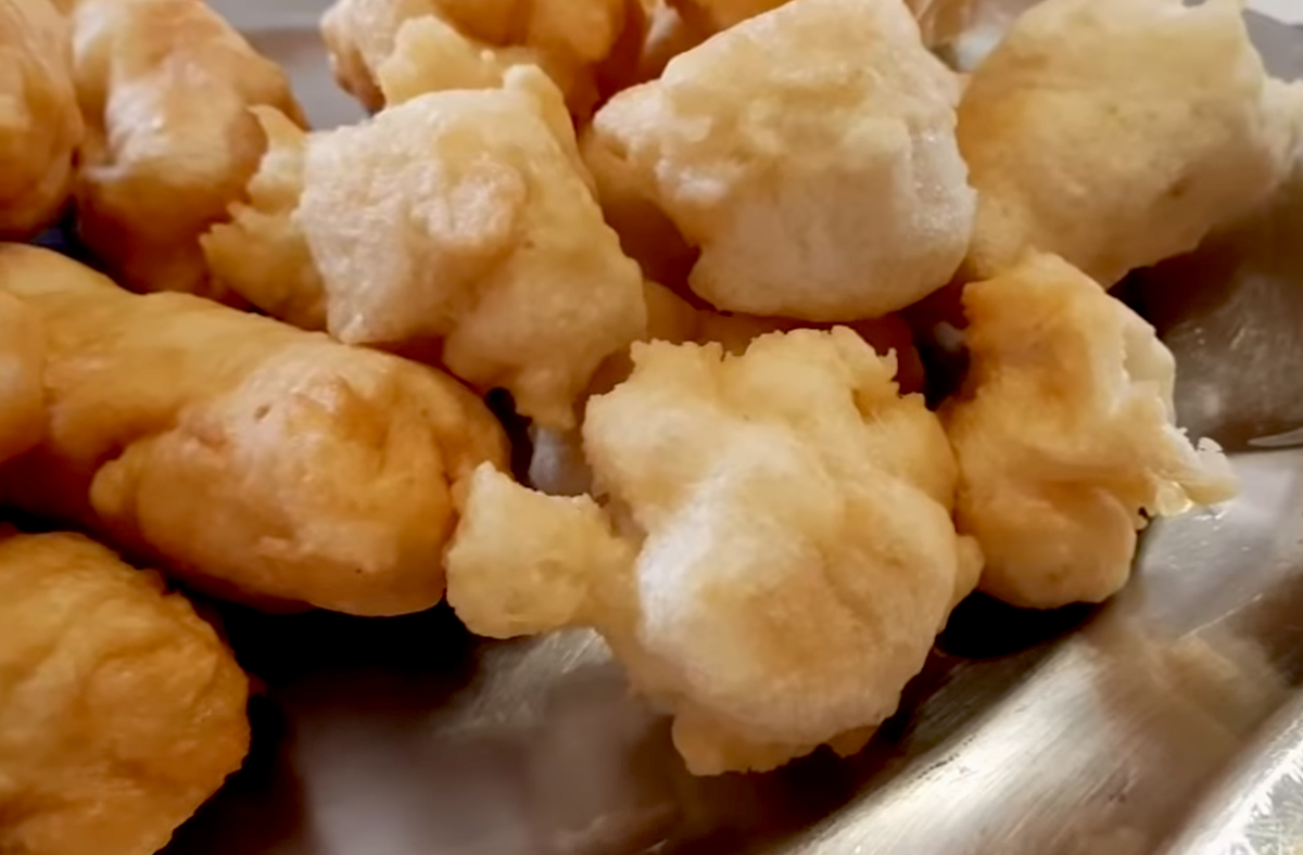 Crispelle siciliane con acciuga e con ricotta, ricetta siciliana da 10