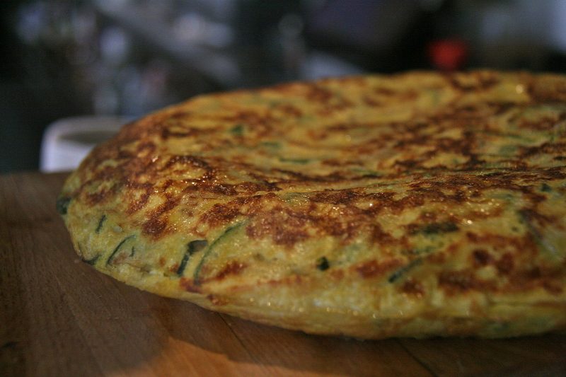 Frittata di Zucchine e Patate, la ricetta sfiziosa e facile da ...