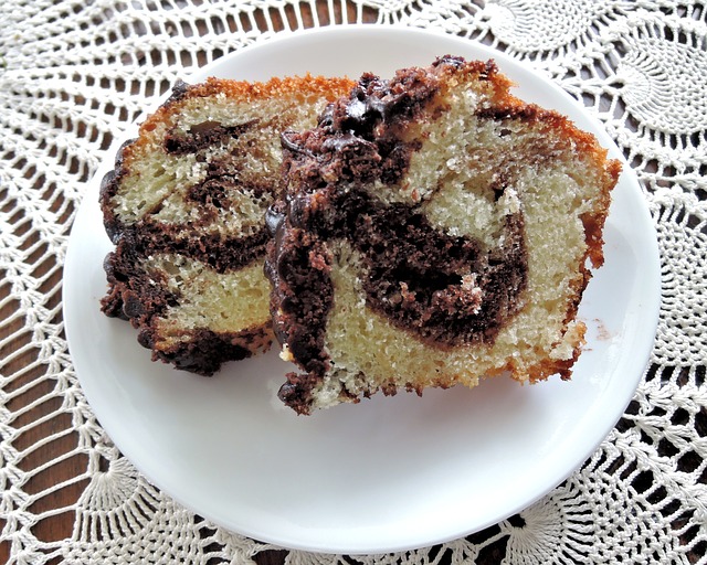 Ciambella Marmorizzata, ricetta del dolce soffice e spettacolare ...