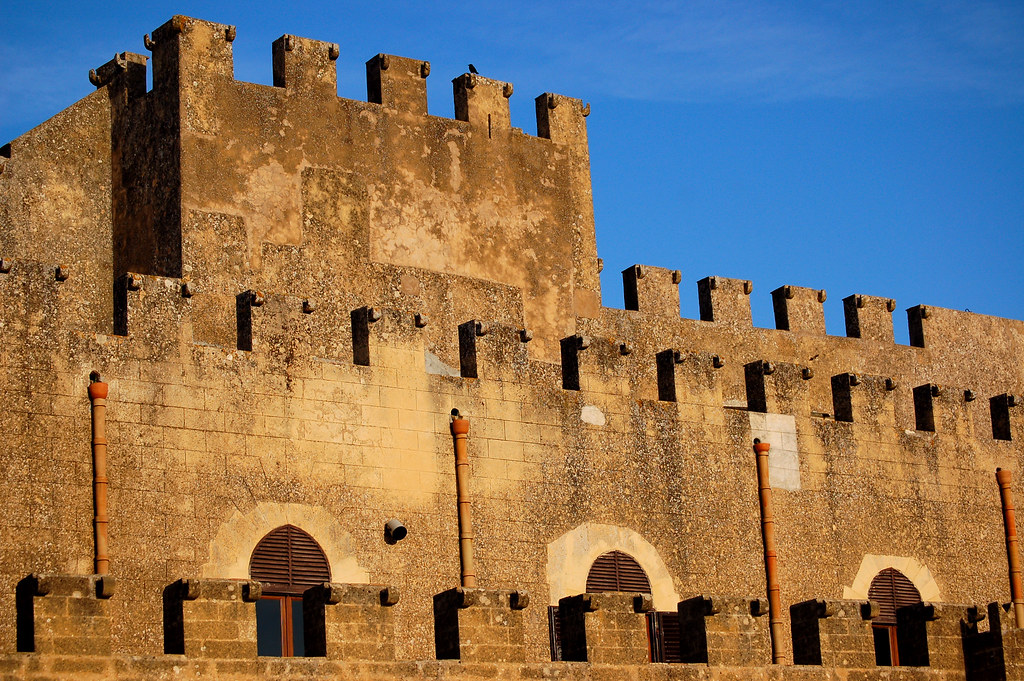 Il Castello Grifeo (foto: Rino Porrovecchio)