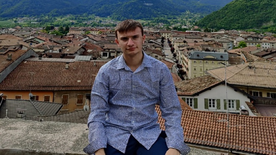 Il docente più giovane d'Italia è siciliano: il record di Giovanni Cammilleri