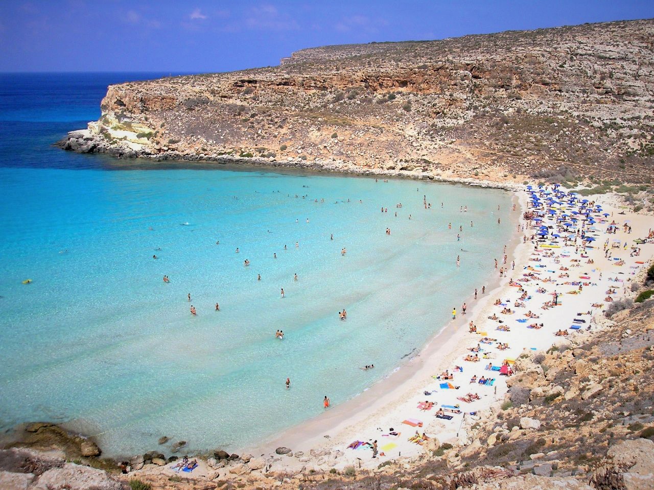La Spiaggia dei Conigli di Lampedusa è la più Bella d'Europa del 2022