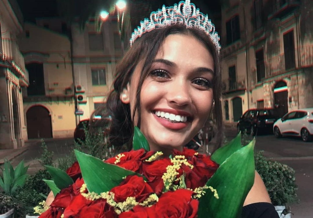 La 19enne Anita Lucenti di Modica rappresenterà la Sicilia alla finale nazionale di Miss Italia 2022, in programma a Roma.