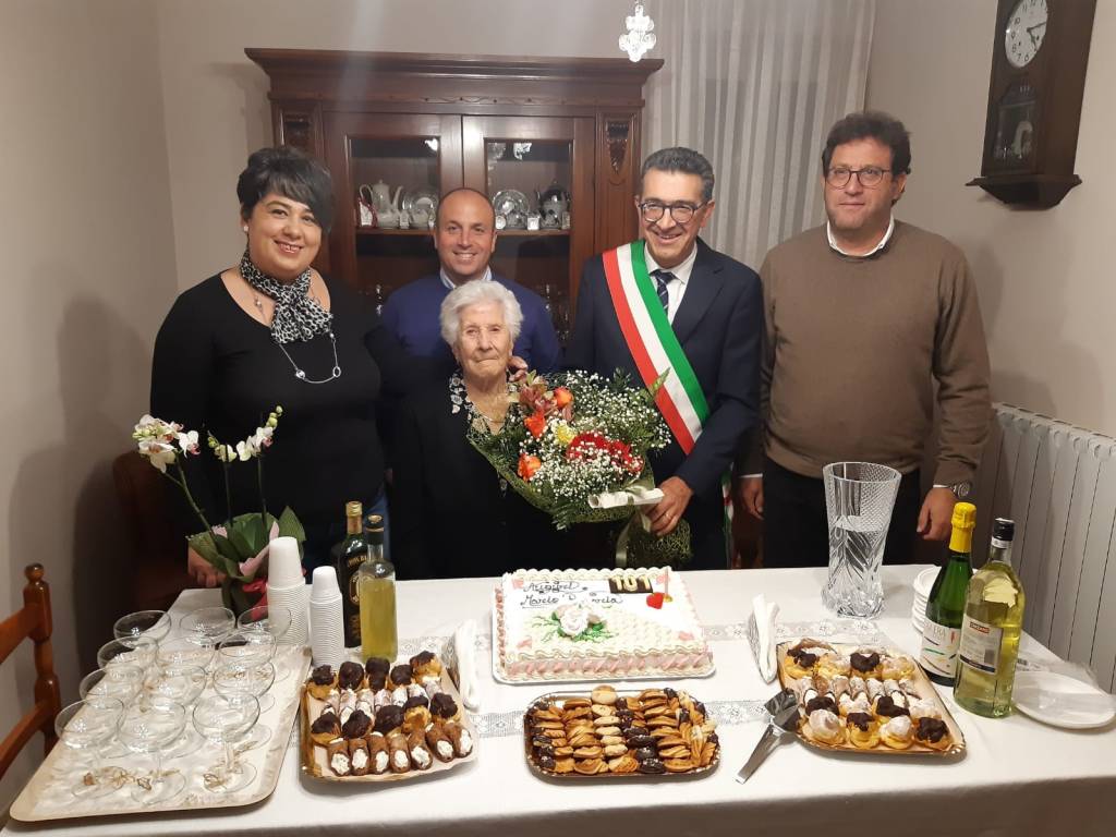 È festa a Geraci Siculo, il borgo madonita celebra tre ultracentenarie