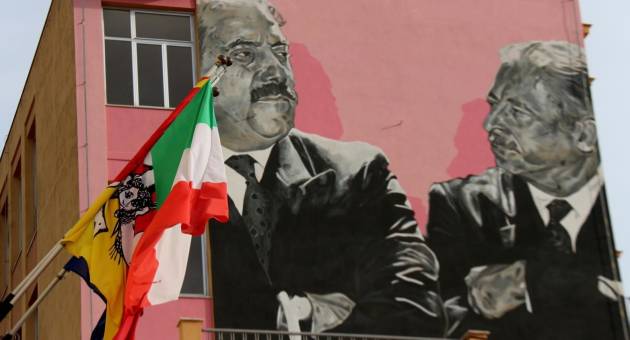 Montemaggiore Belsito omaggia la Sicilia che dice no alla mafia: il murale con Falcone e Borsellino