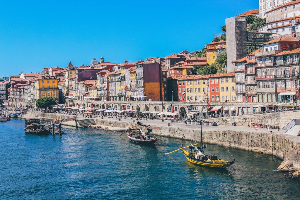Viaggi, Sicilia e Portogallo più vicini con il nuovo volo Palermo-Porto di EasyJet