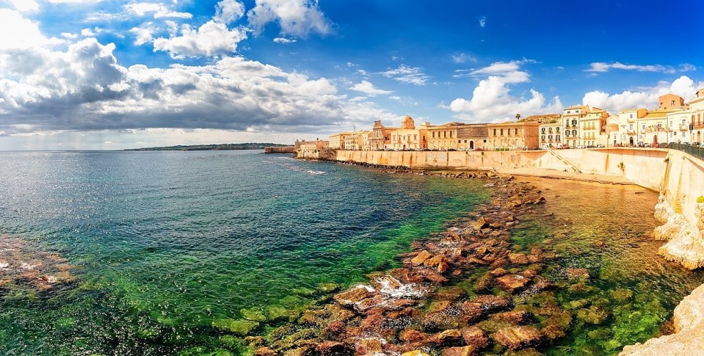 La Sicilia splende più delle altre regioni, sono qui le città più soleggiate d'Italia: la classifica