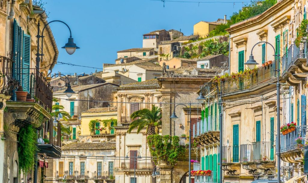 A Modica c'è una delle Botteghe più Belle d'Italia: la Top 5 premia la Sicilia