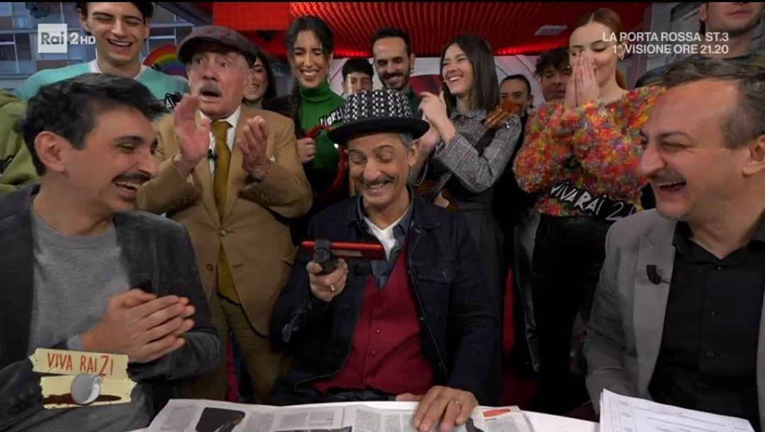 Fiorello also conquers the USA: “He gives new life to Italian television”