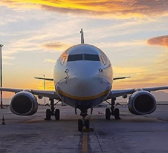 Caro-voli, la regione scrive a Ita e Ryanair: "Tariffe più basse per tutelare la Sicilia a Pasqua"