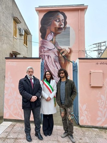 A Roccapalumba un nuovo murale dedicato alle donne: omaggio alla purezza e alla semplicità
