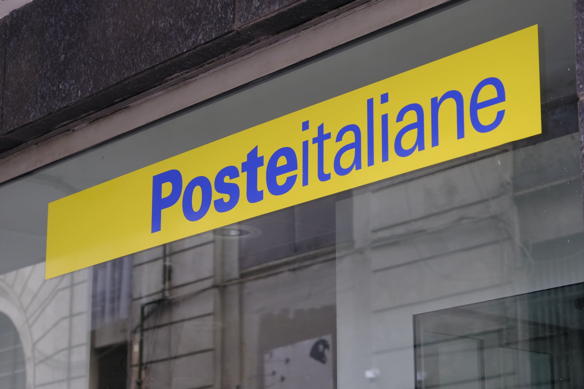 Lavoro, Poste Italiane cerca portalettere anche in Sicilia - Siciliafan