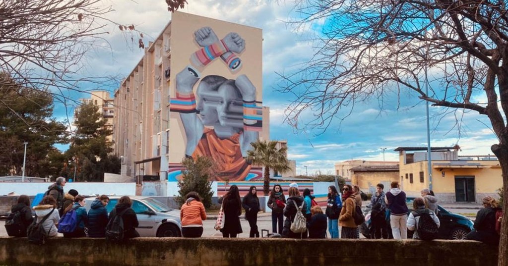 A Palermo un tour tra i murales del quartiere Sperone