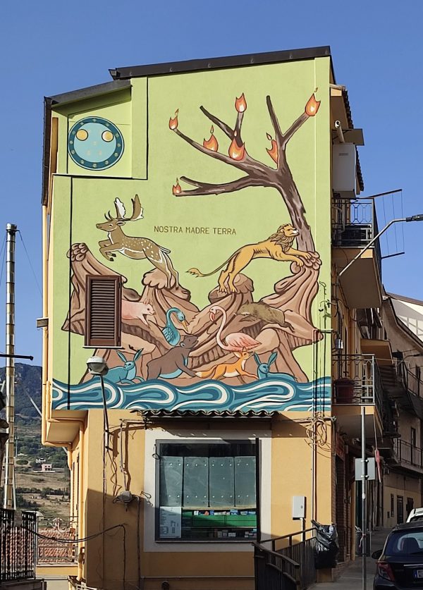 Il murale "Nostra Madre Terra" di Igor Scalisi Palminteri (Pioppo, Monreale)