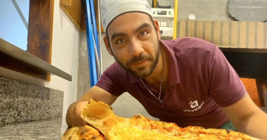 Ivan Correnti, pizzaiolo di Enna.