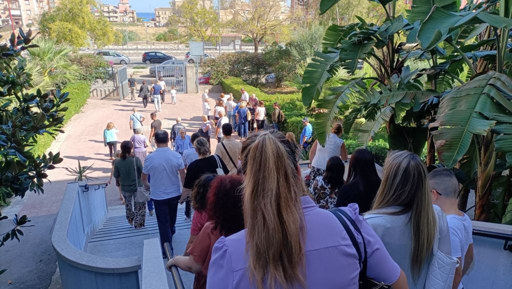 La raccolta firme allo Sperone