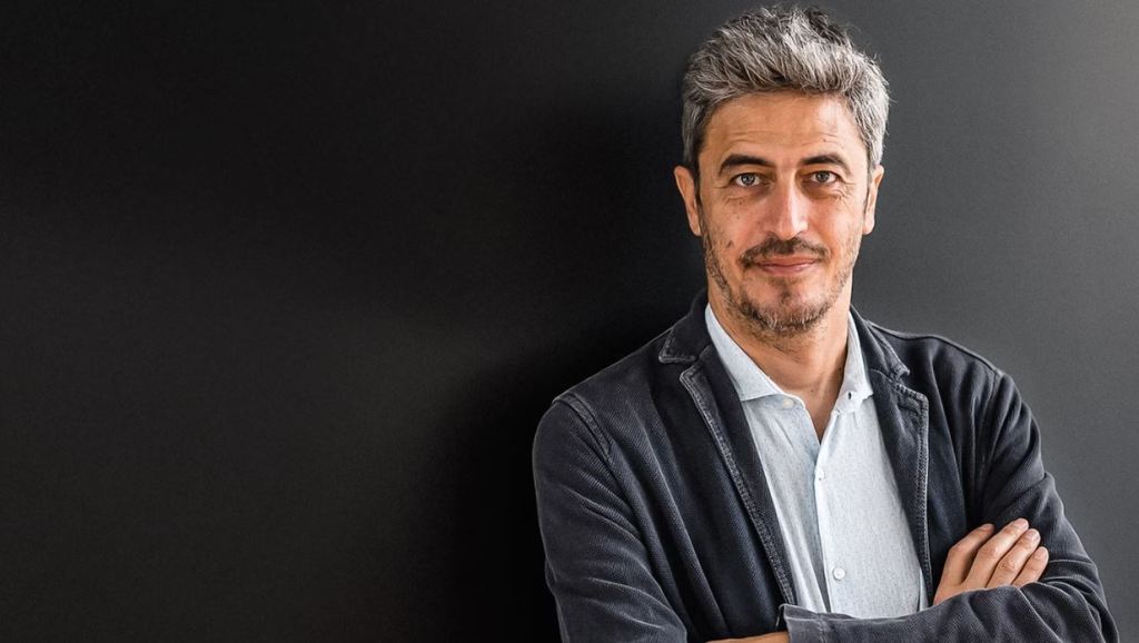 "Caro Marziano", Pif fa tappa a Terrasini per la celebre asta del pesce