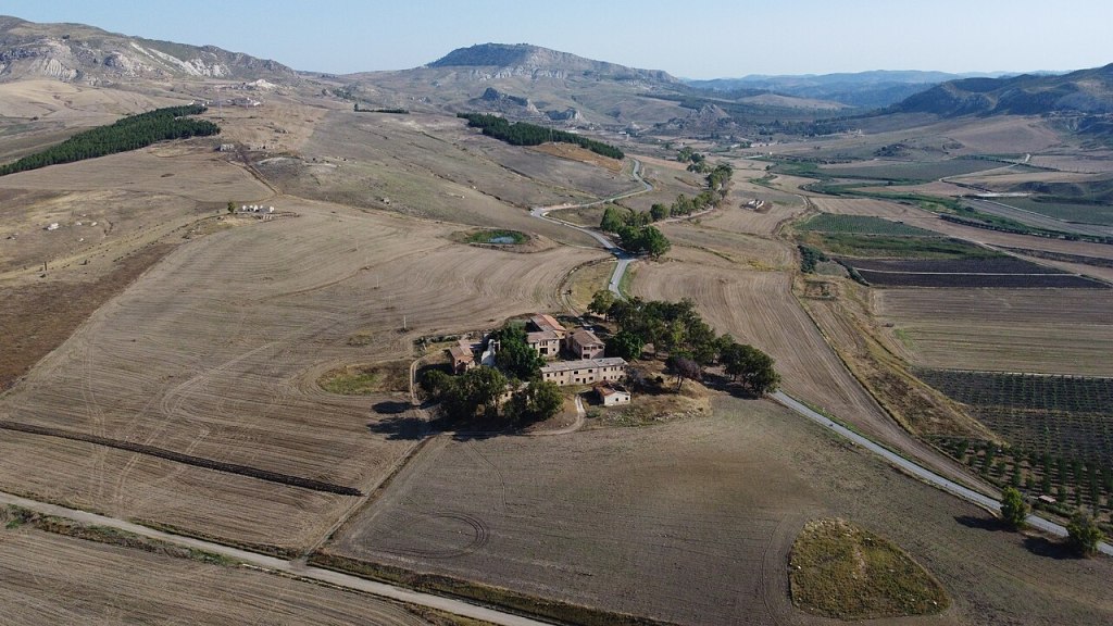 Nel cuore della Sicilia è in vendita un intero borgo