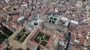 Monreale alza gli occhi al cielo: il 1° maggio arriva il “drone show”